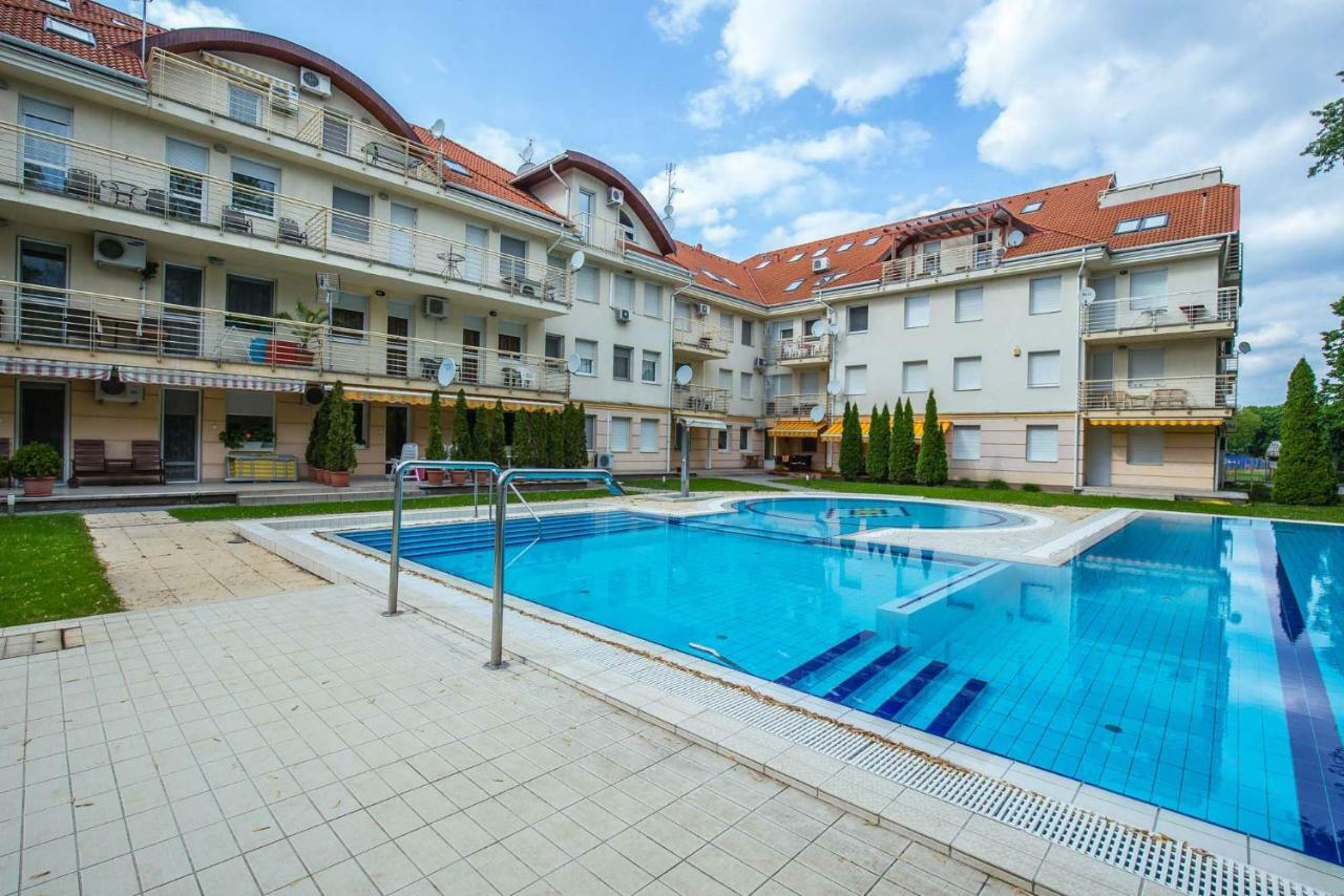 Kis-Gast Panorama Apartman Hajduszoboszlo Ngoại thất bức ảnh