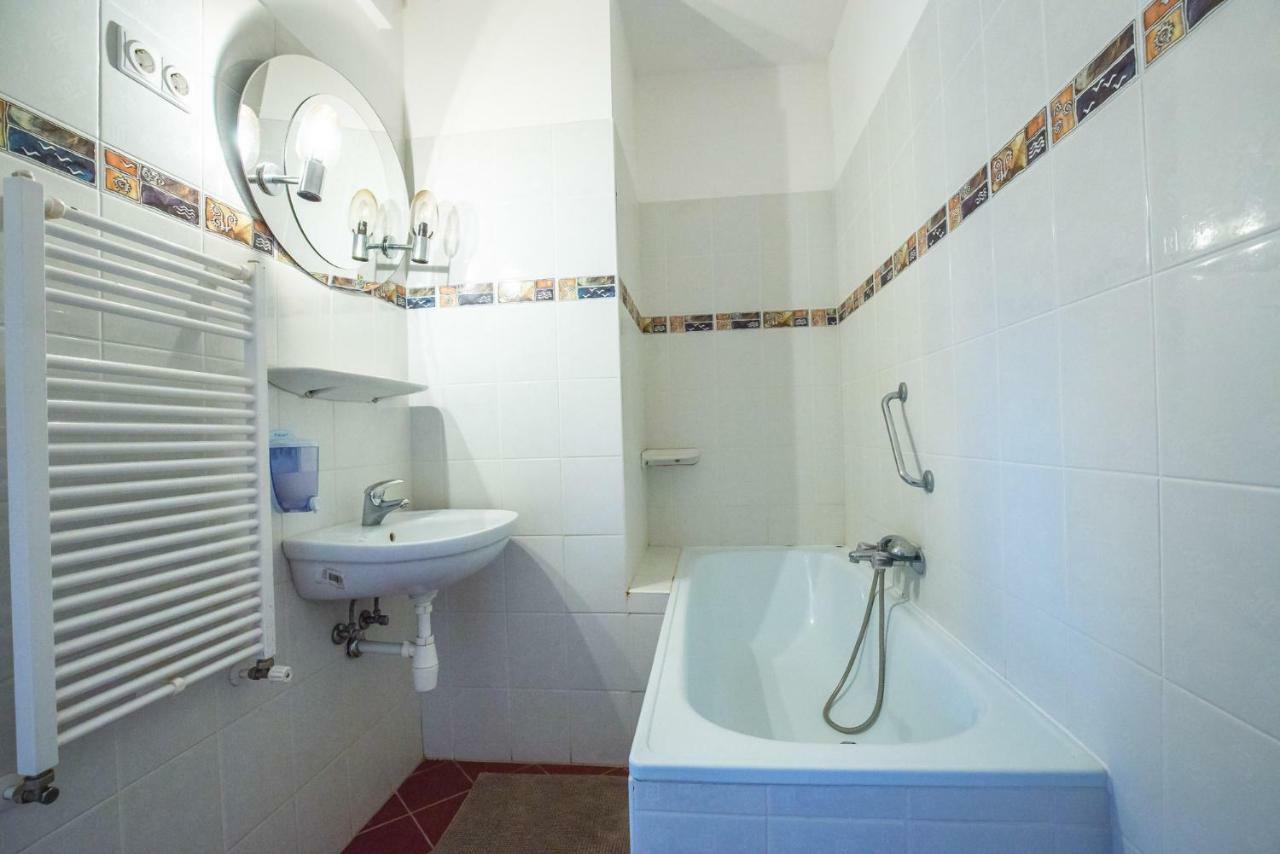 Kis-Gast Panorama Apartman Hajduszoboszlo Ngoại thất bức ảnh