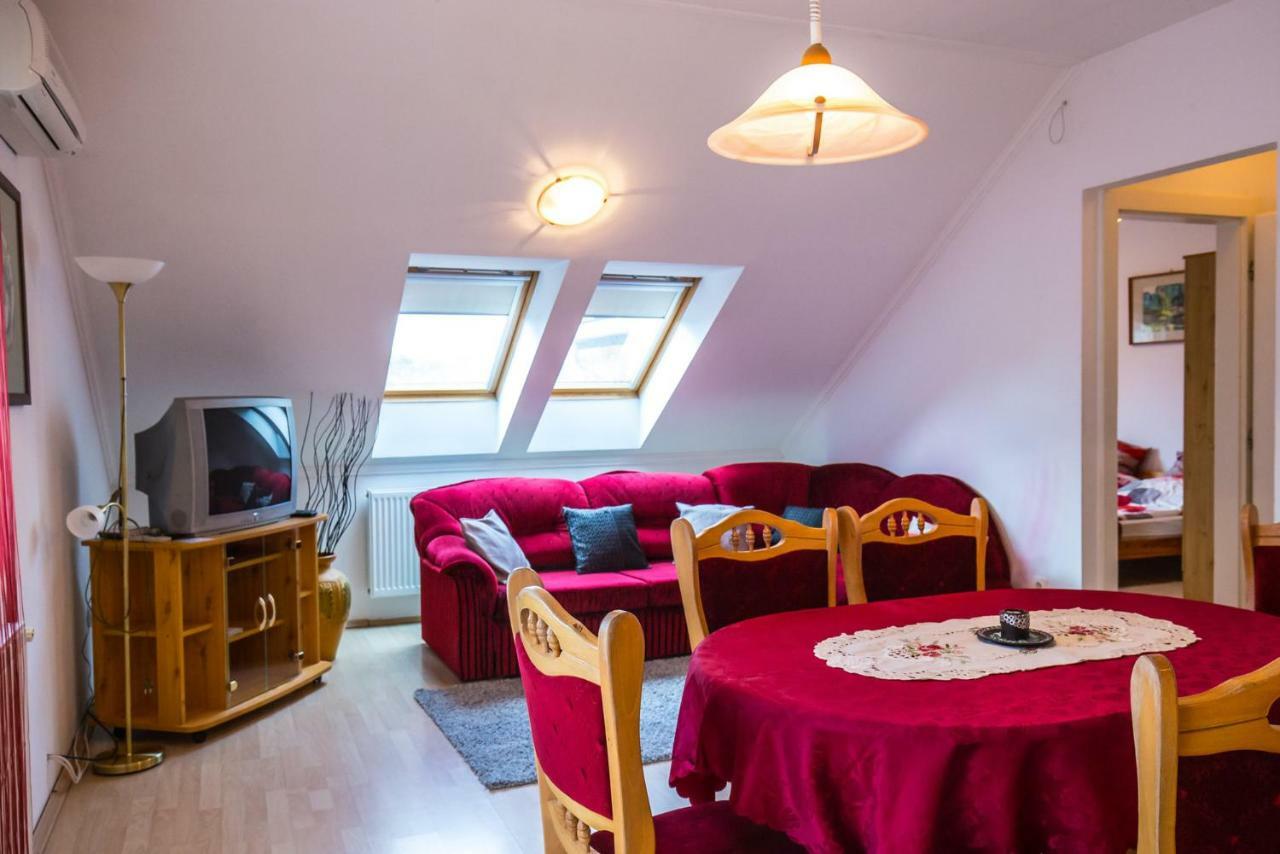 Kis-Gast Panorama Apartman Hajduszoboszlo Ngoại thất bức ảnh