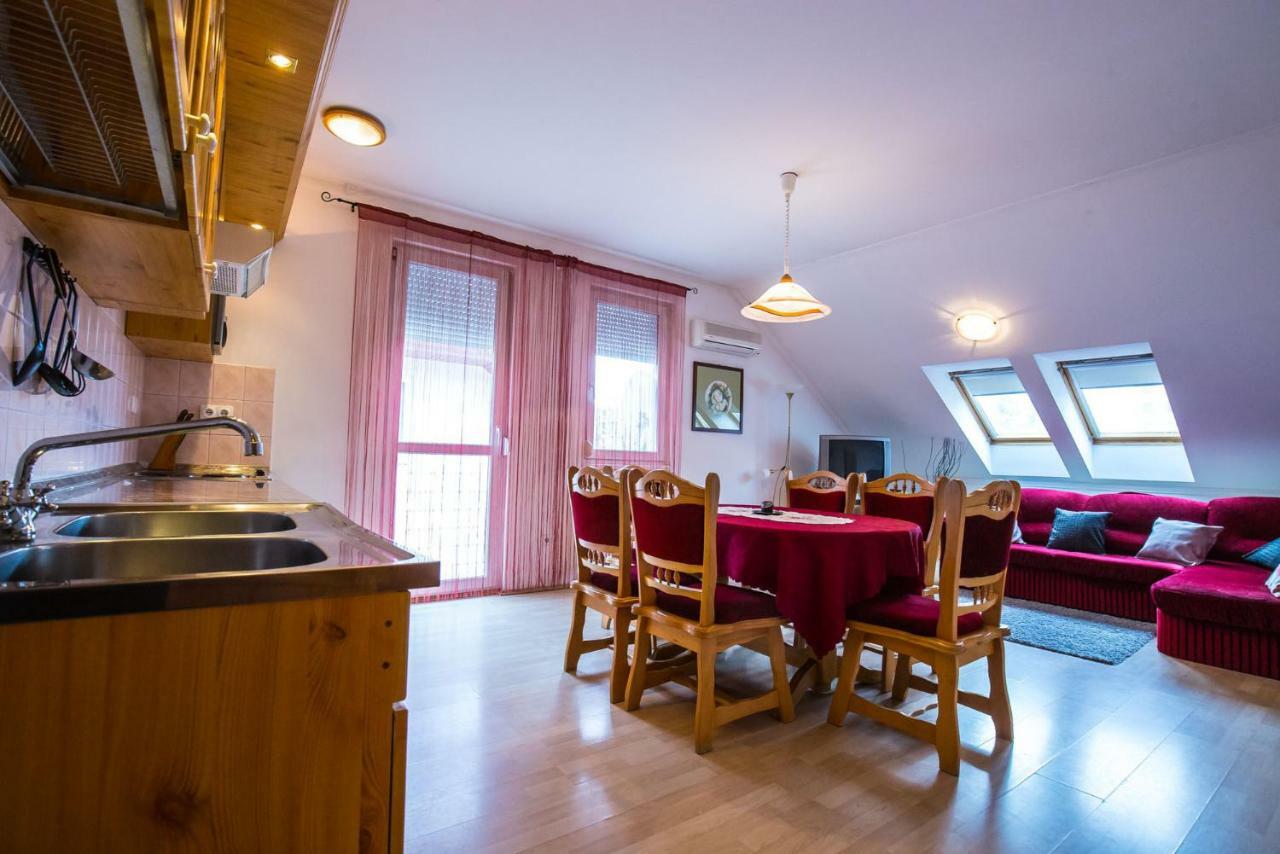 Kis-Gast Panorama Apartman Hajduszoboszlo Ngoại thất bức ảnh